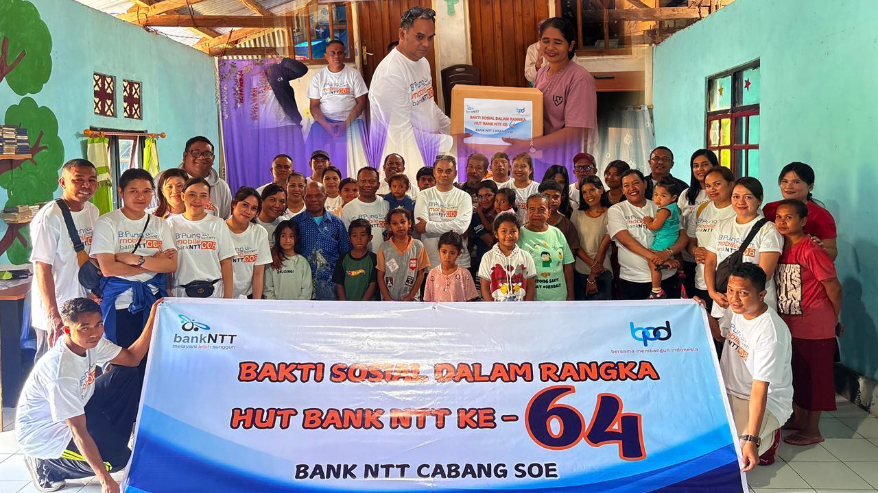 Ketika Air Mata Menjadi Bahasa Syukur, Bank NTT Hadir Membawa Harapan bagi Anak-Anak Panti